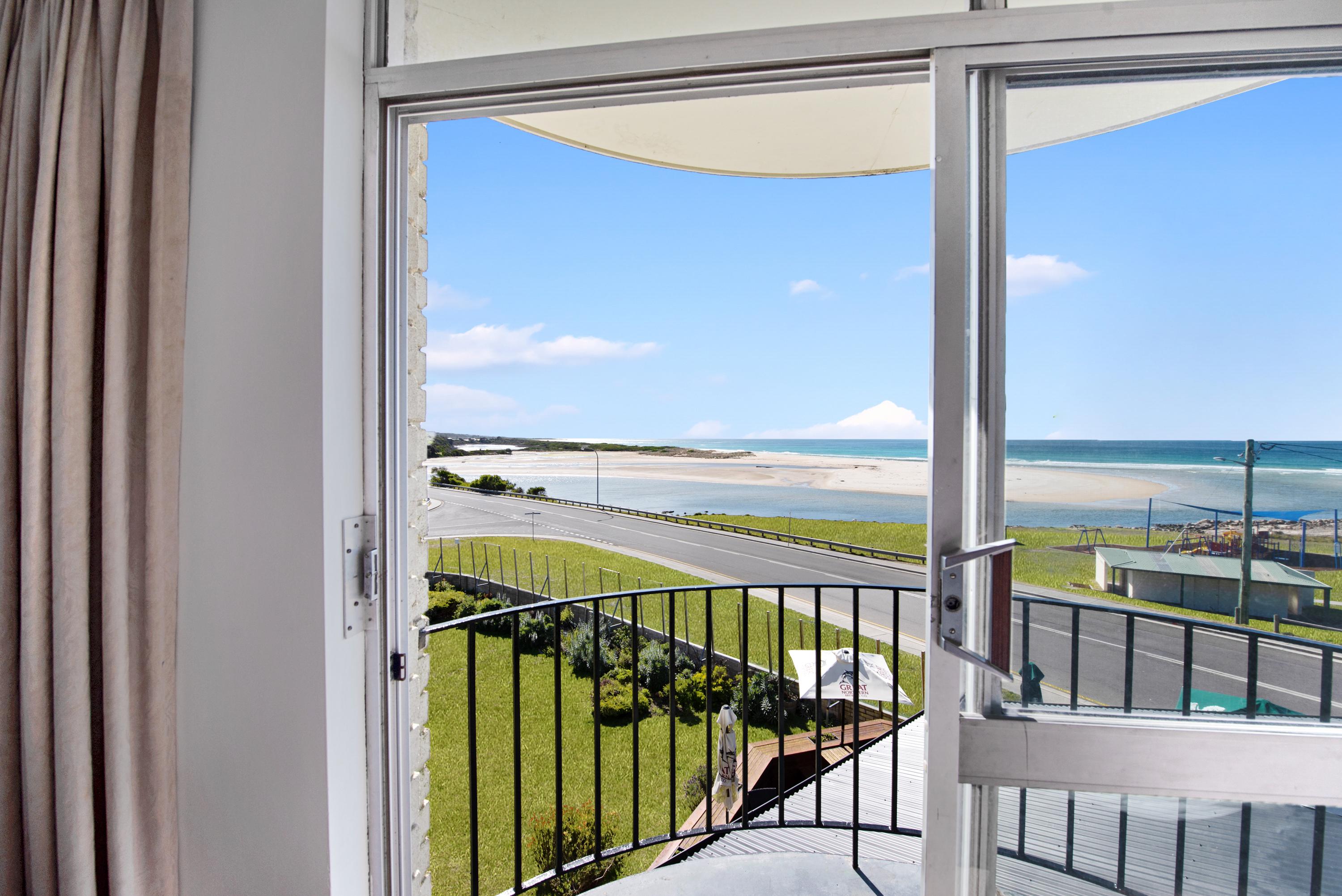 Scamander Beach Resort Экстерьер фото