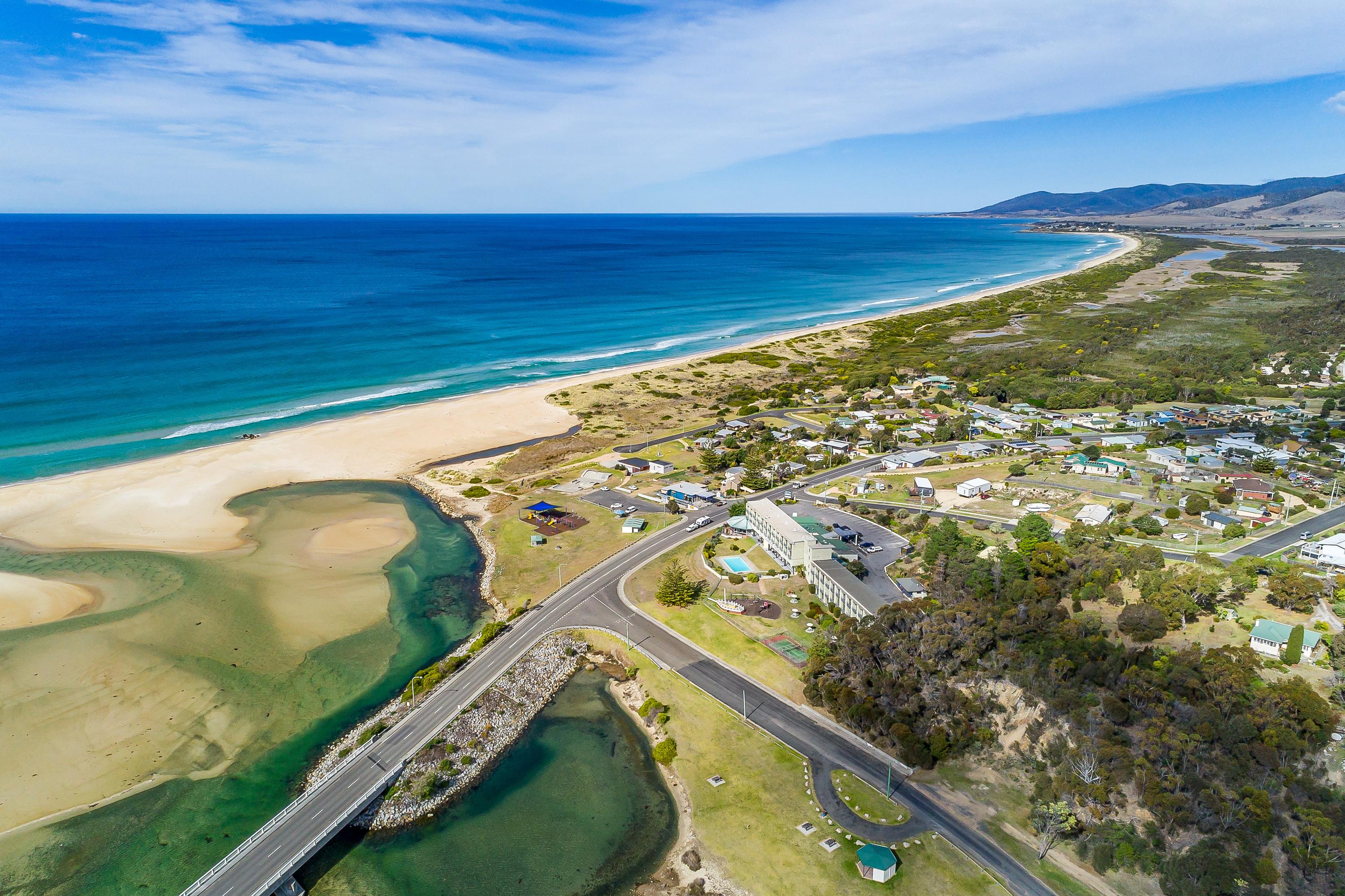 Scamander Beach Resort Экстерьер фото